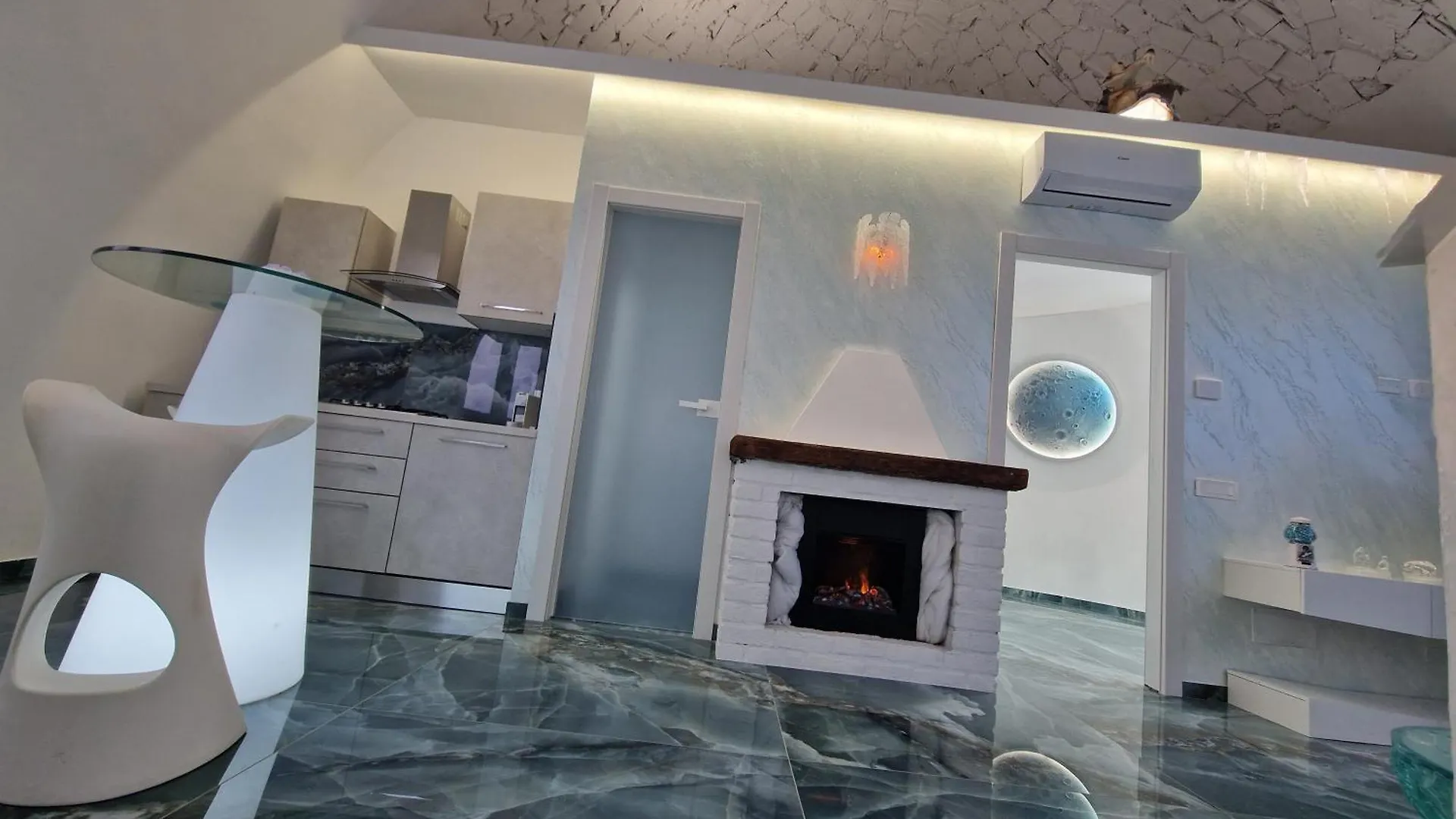 The Igloo Milano Villa